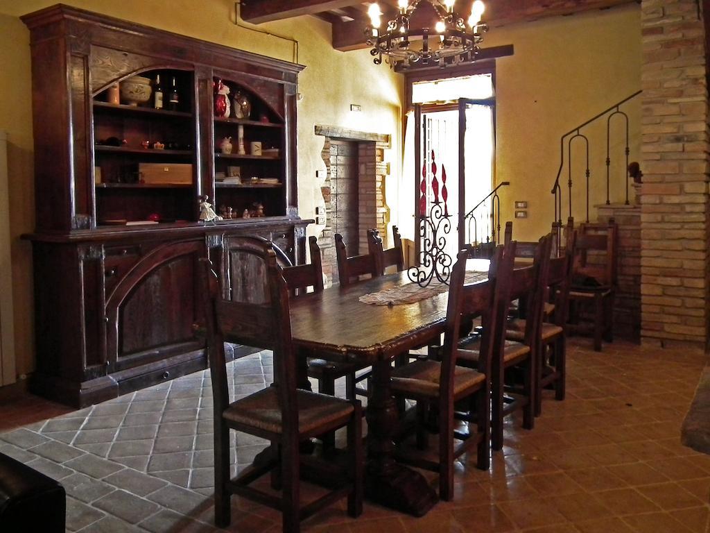 Azienda Agrituristica I Tre Casali マジョーネ 部屋 写真